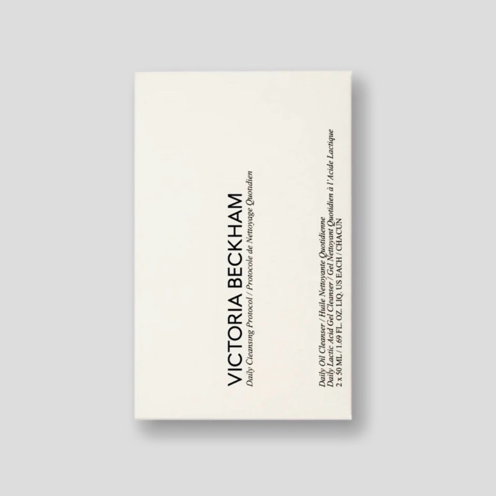 Victoria Beckham Beauty Daily Cleansing
Protocol Duo Set $75 Retail New in Box - Picture 7 of 9